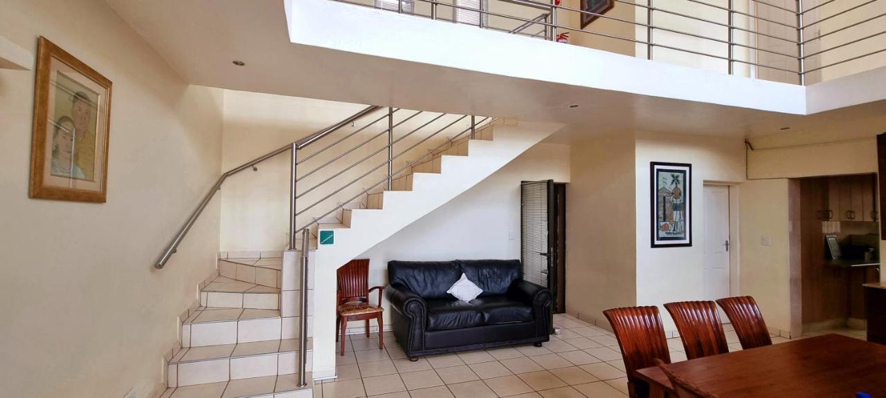 Asda Guesthouse Mogwase Luaran gambar